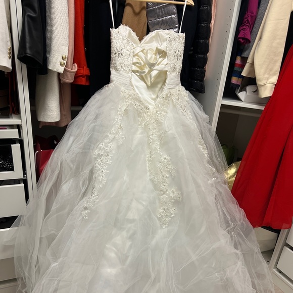 Wedding dress brand new Size S/M - Picture 4 of 5